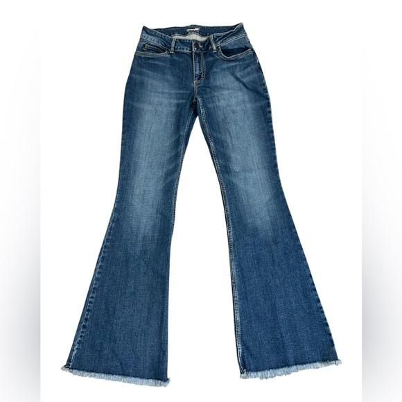 Wrangler Denim - Wrangler Flare Leg Woman’s Jeans